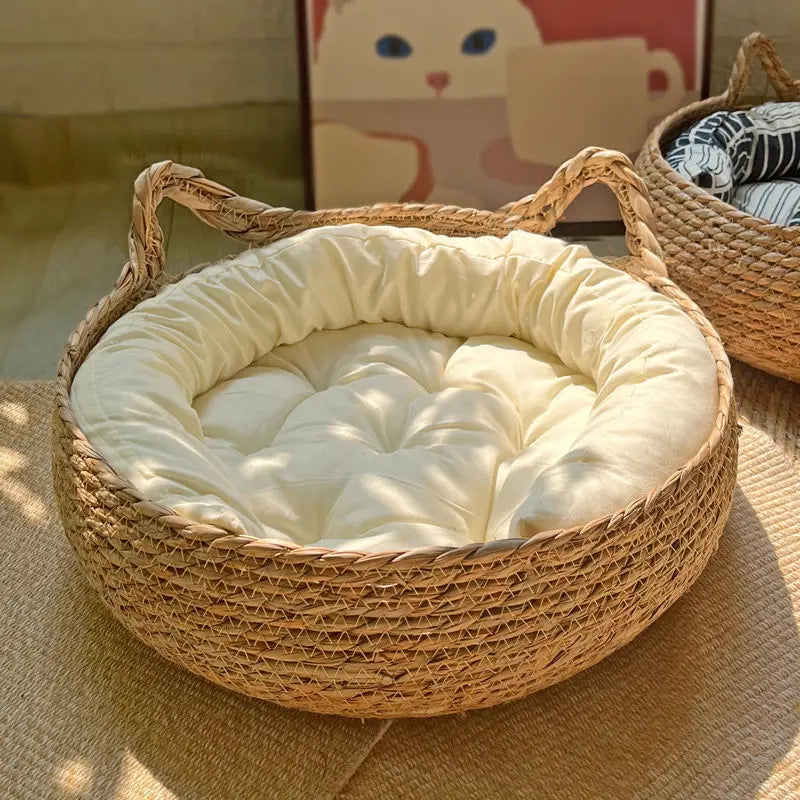 Eco-friendly Rattan Weaving Cat Bed – Handcrafted Cozy Pet Retreat