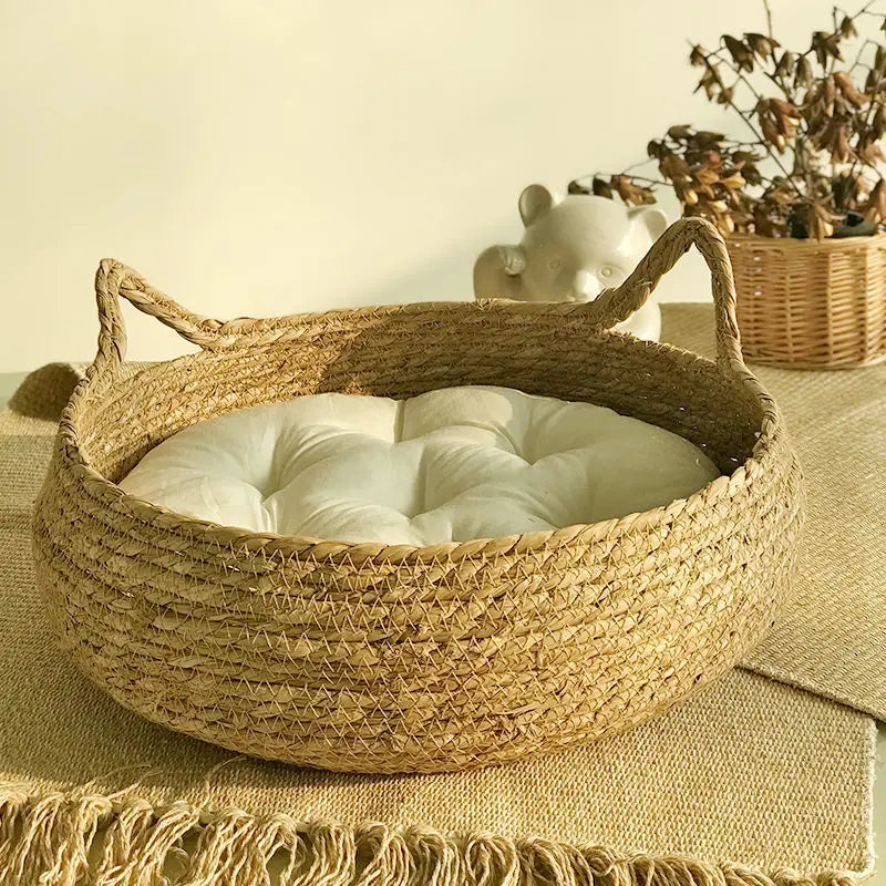 Eco-friendly Rattan Weaving Cat Bed – Handcrafted Cozy Pet Retreat